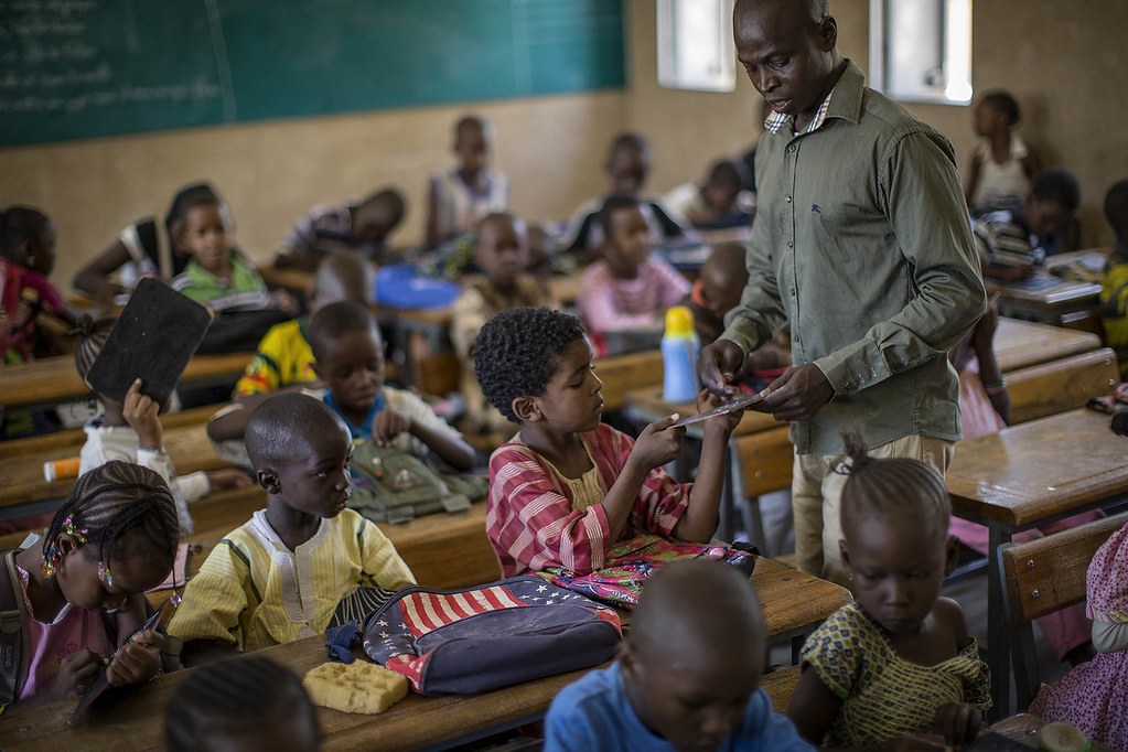 Article : Écoles fermées : les enseignants du privé galèrent